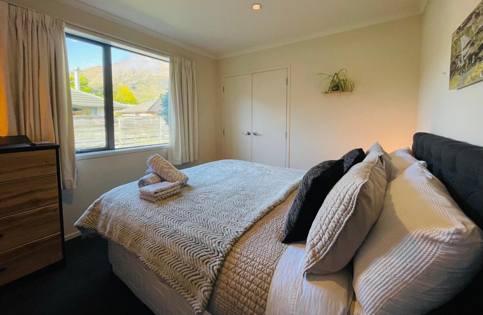 Villa Alpine Mirage à Queenstown Extérieur photo